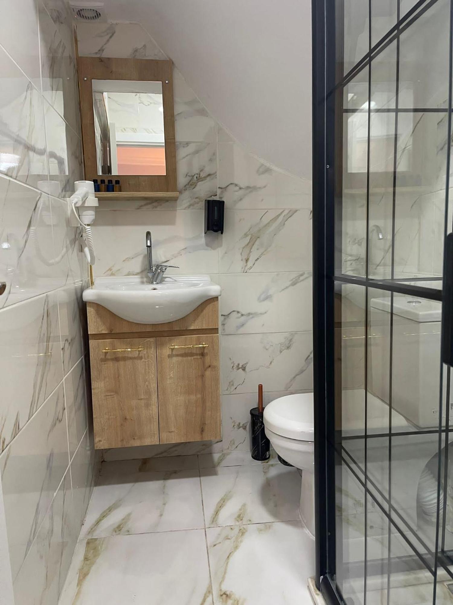 Taksim Rain Hause Aparthotel Истанбул Екстериор снимка