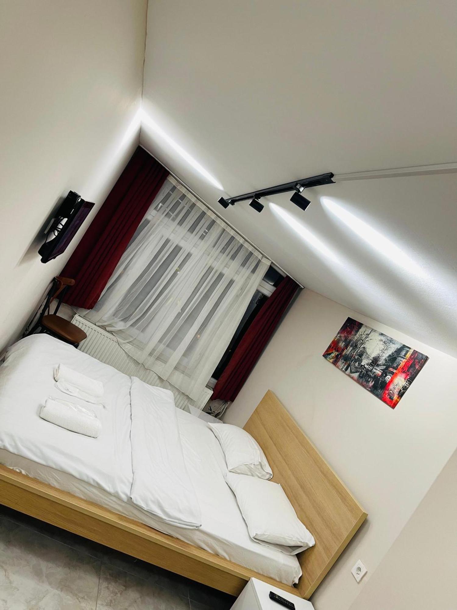 Taksim Rain Hause Aparthotel Истанбул Екстериор снимка
